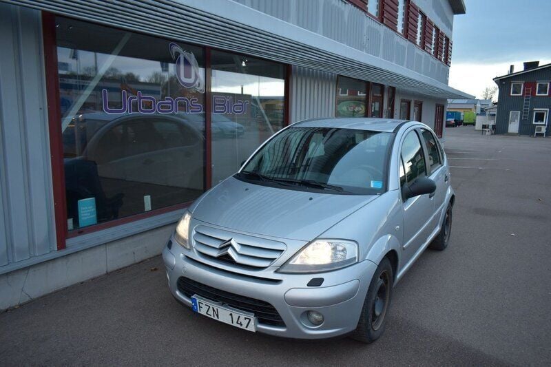 Silver Begagnad 2008 Citroën C3 Halvkombi | 34 900 kr (Dyr) - Bild 1/4