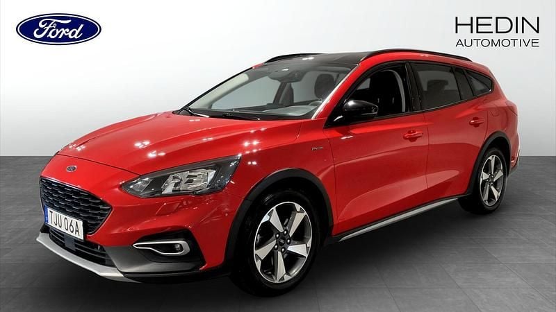 Begagnad Ford Focus Active 125 HK (91 kW) 2019 Röd Kombi