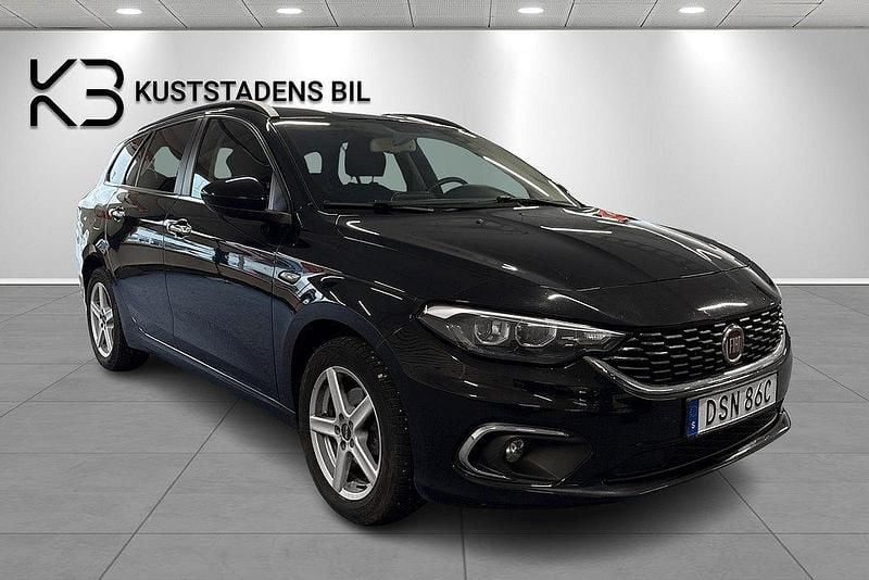 Svart Begagnad 2019 Fiat Tipo Kombi | 127 500 kr (Marknadspris) - Bild 1/4