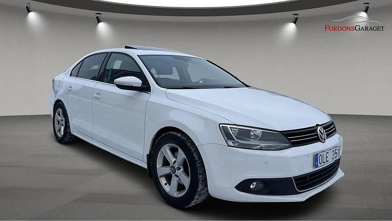 Begagnad VW Jetta GT 105 HK (77 kW) 2011 Vit Sedan