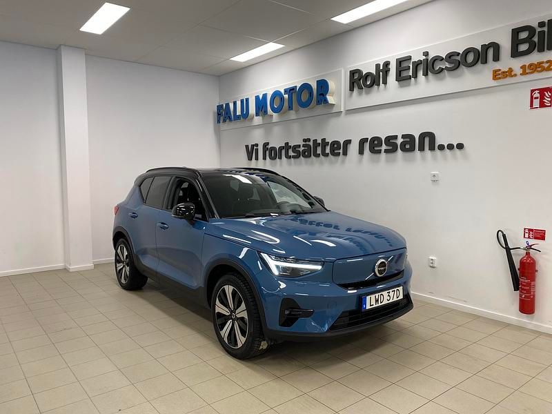 Begagnad Volvo XC40 299 kW (407 HK) 2023 Blå SUV