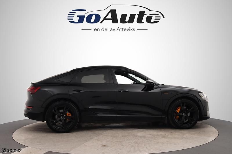 Begagnad Audi e-tron Sportback 300 kW (408 HK) 2022 Svart SUV