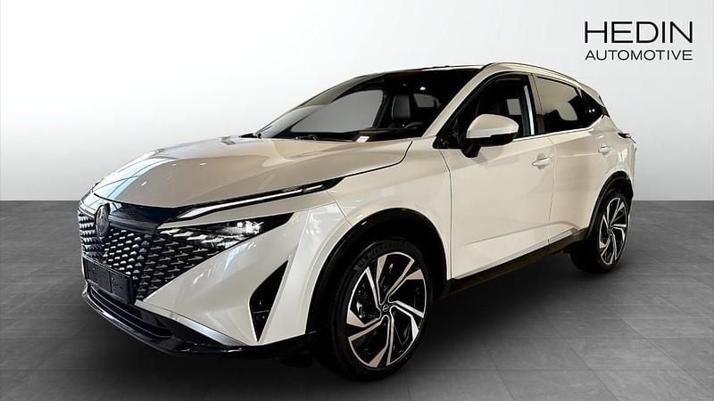 Vit (white) Begagnad 2024 Nissan Qashqai Tekna+ SUV | 429 400 kr - Bild 1/4