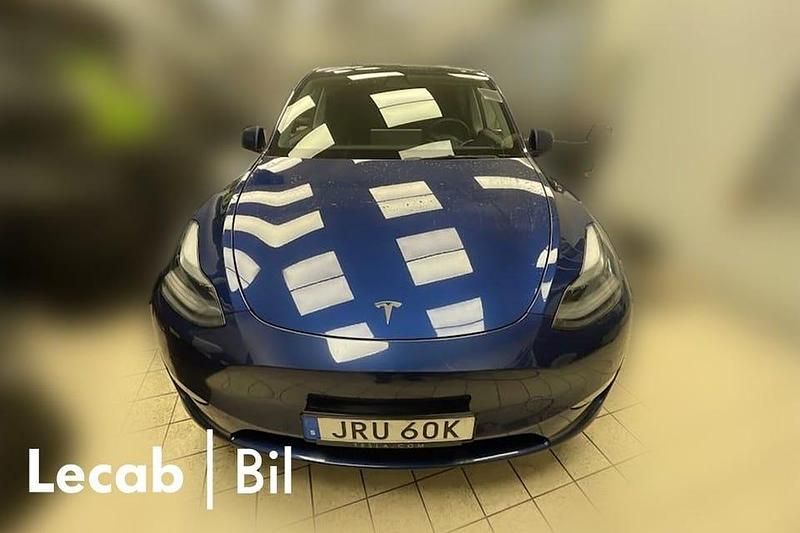 Blå Begagnad 2021 Tesla Model Y SUV | 289 500 kr (Marknadspris) - Bild 1/1
