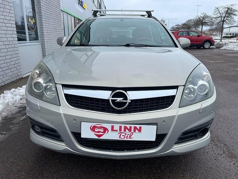 Begagnad Opel Vectra OPC 150 HK (110 kW) 2006 Grå