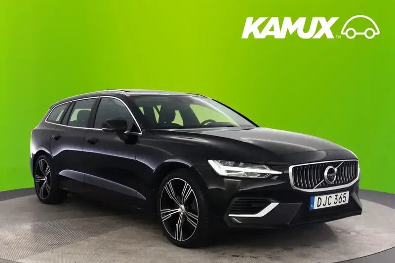 Svart Begagnad 2022 Volvo V60 Inscription Kombi | 398 700 kr (Marknadspris) - Bild 1/4