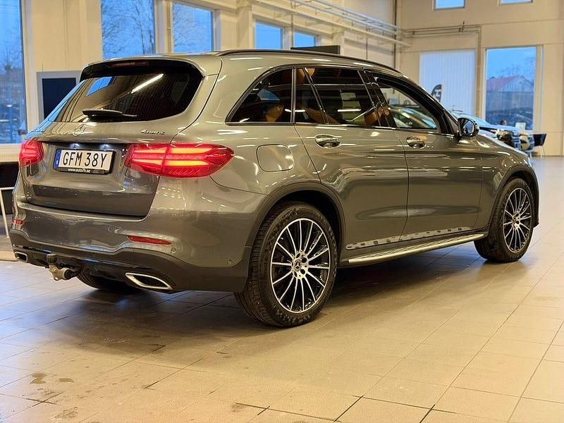 Begagnad Mercedes GLC220 AMG 170 HK (125 kW) 2019 Grå SUV