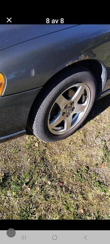 Grå Begagnad 2008 Volvo S60 Momentum Sedan | 24 000 kr (Superpris) - Bild 1/4