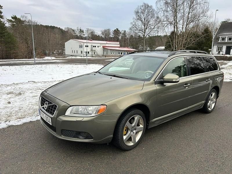 Begagnad 2010 Volvo V70 Kombi | 44 900 kr (Superpris) - Bild 1/4