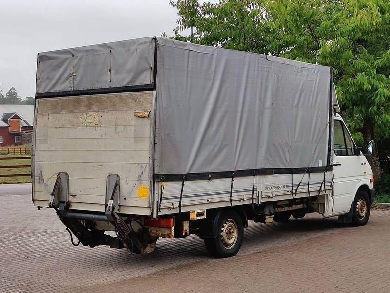Begagnad VW LT 102 HK (75 kW) 1998 Vit Van