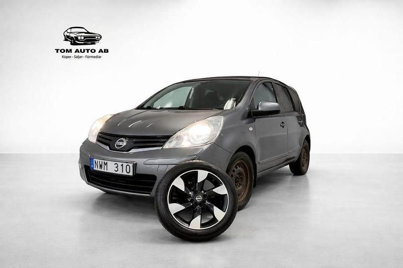 Begagnad Nissan Note 110 HK (80 kW) 2013 Grå Halvkombi