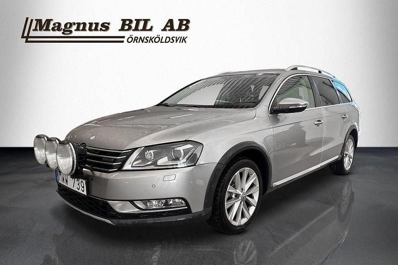 Silver Begagnad 2012 VW Passat Alltrack Kombi | 109 900 kr (Lite dyr) - Bild 1/4