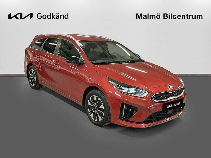 Begagnad Kia Ceed Sportswagon Advance 141 HK (103 kW) 2021 Röd Kombi