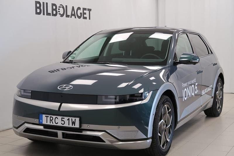 Grön Begagnad 2023 Hyundai Ioniq 5 SUV | 630 600 kr - Bild 1/4