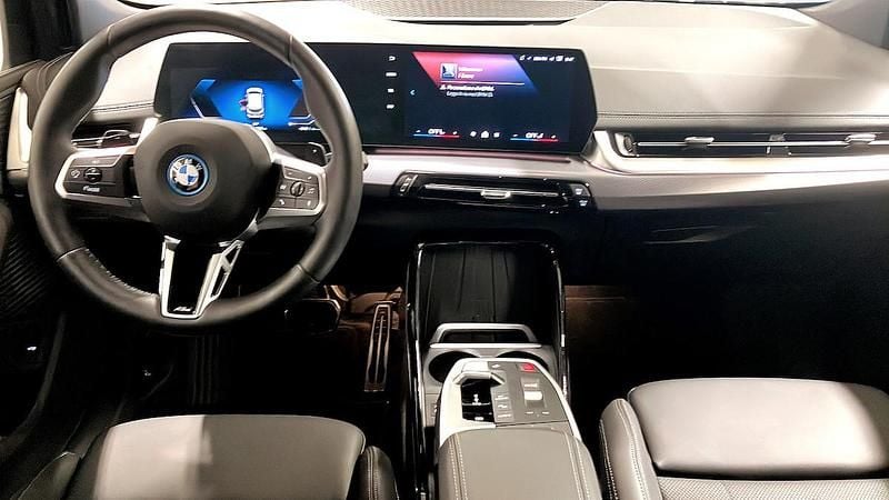 Begagnad BMW 225 M Sport 245 HK (180 kW) 2024 SUV