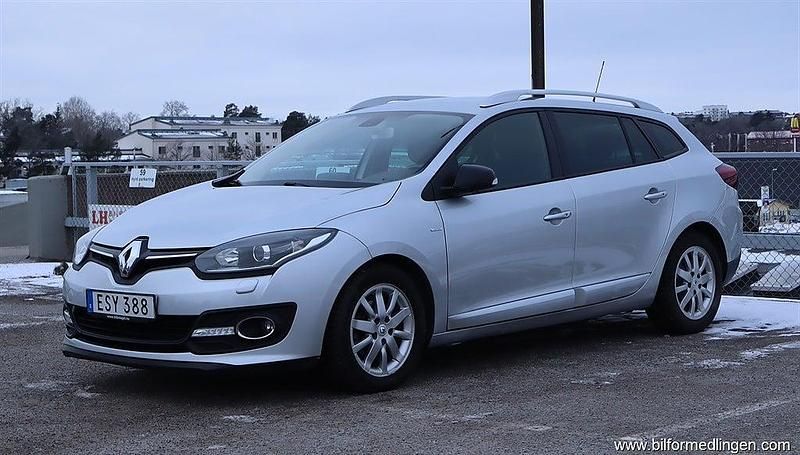 Silver samma som bilen Begagnad 2015 Renault Mégane GrandTour Kombi | 84 500 kr (Marknadspris) - Bild 1/4