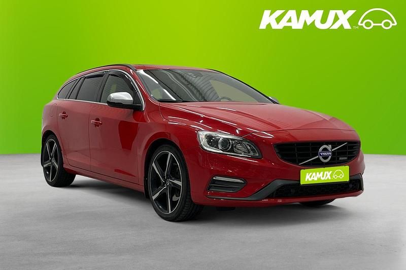 Röd Begagnad 2014 Volvo V60 Kombi | 179 700 kr - Bild 1/3