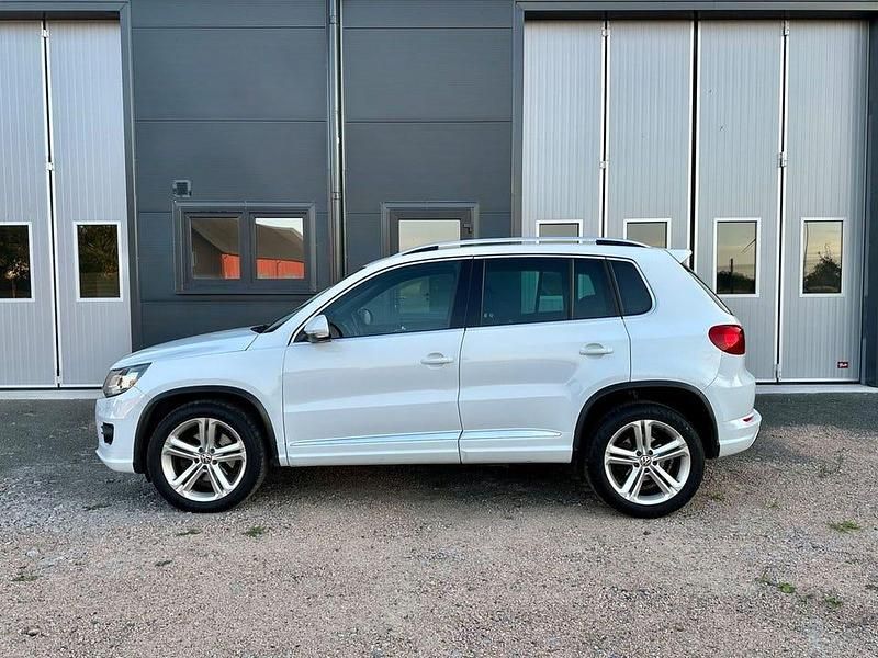 Begagnad VW Tiguan R-line 184 HK (135 kW) 2015 Vit SUV