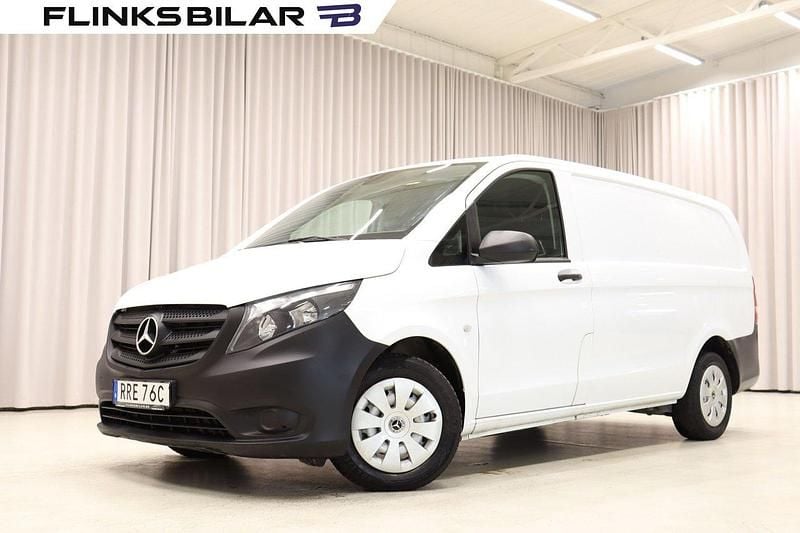 Vit Begagnad 2020 Mercedes Vito Minibuss | 169 900 kr (Bra pris) - Bild 1/4