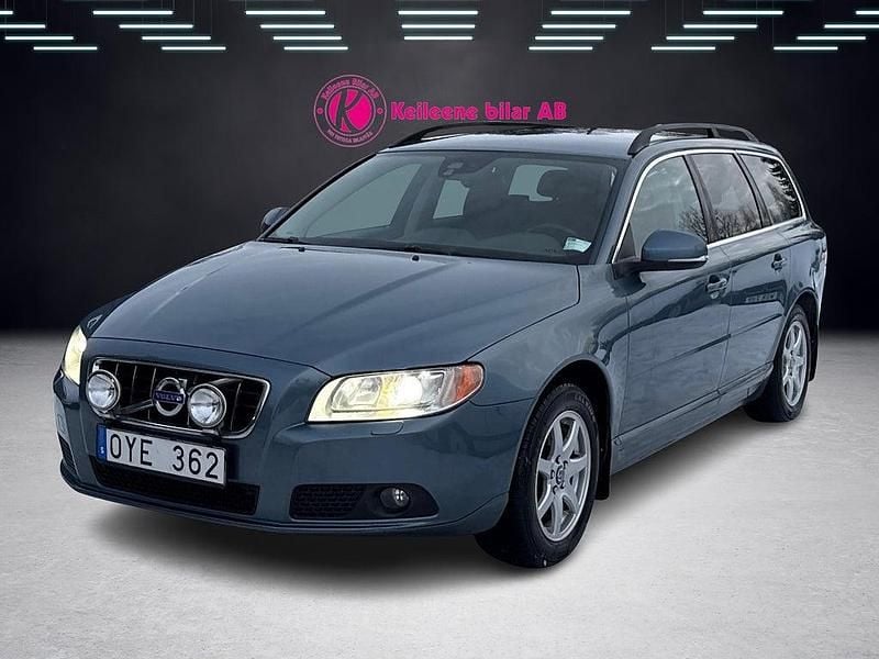 Begagnad Volvo V70 Momentum 231 HK (169 kW) 2011 Blå Kombi