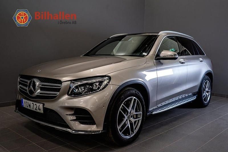 Silver Begagnad 2018 Mercedes GLC220 AMG line SUV | 319 900 kr (Marknadspris) - Bild 1/4