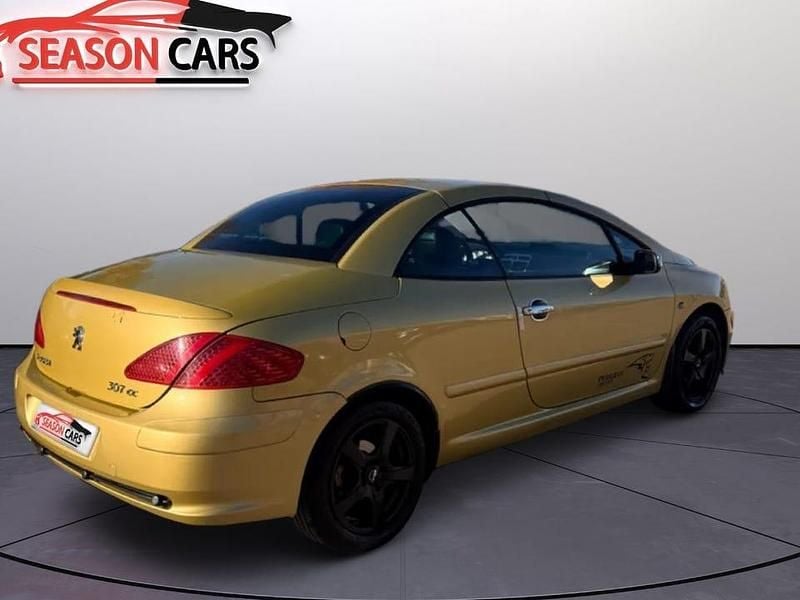 Begagnad Peugeot 307 136 HK (100 kW) 2004 Gul