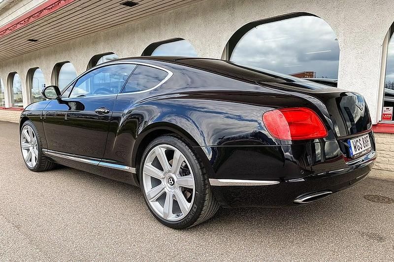 Begagnad Bentley Continental GT 785 HK (577 kW) 2011 Svart Sedan