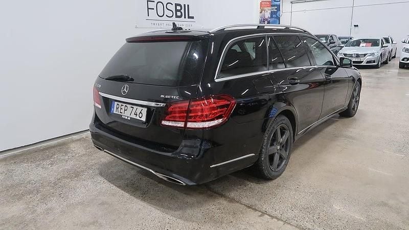 Begagnad Mercedes E220 170 HK (125 kW) 2016 Svart