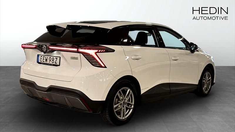 Begagnad MG MG4 EV 150 kW (204 HK) 2022 Vit Halvkombi