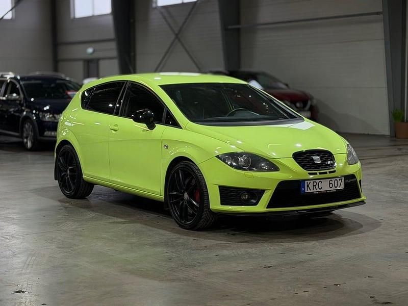 Begagnad Seat Leon CUPRA 265 HK (194 kW) 2010 Ljusgrön Halvkombi
