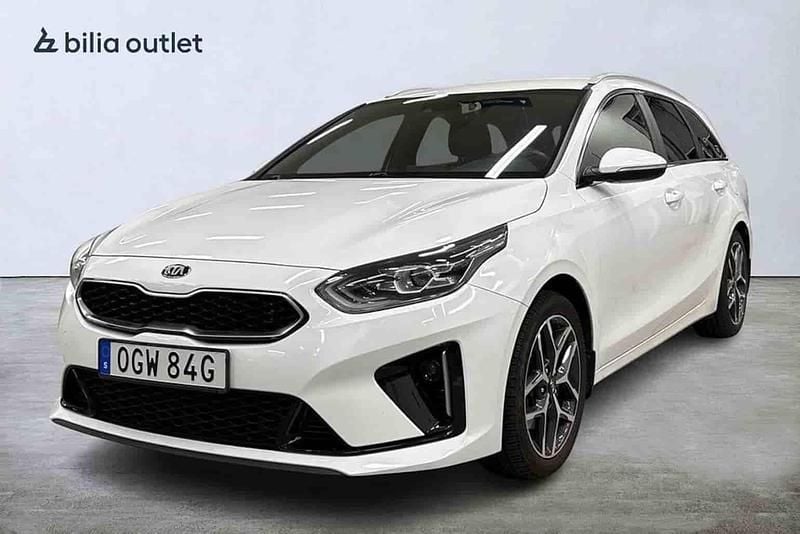 Vit Begagnad 2019 Kia Ceed Sportswagon Kombi | 174 900 kr - Bild 1/1
