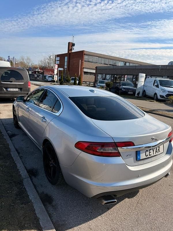 Begagnad Jaguar XF 241 HK (177 kW) 2010 Sedan