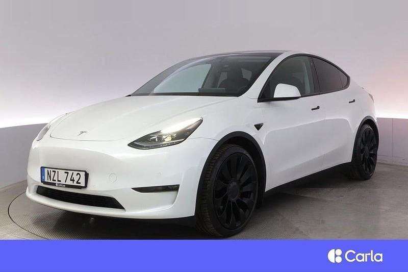 Vit Begagnad 2022 Tesla Model Y Performance SUV | 411 900 kr (Marknadspris) - Bild 1/2