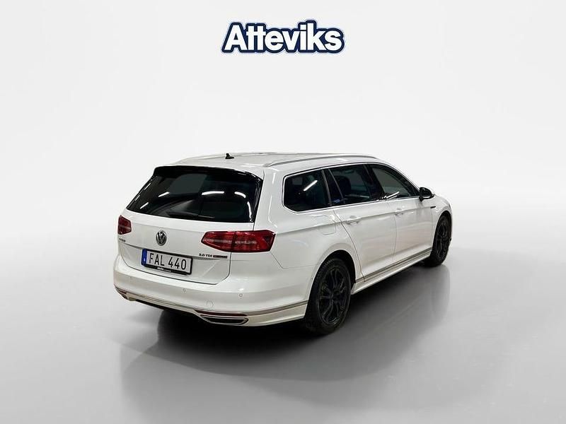 Begagnad VW Passat 192 HK (141 kW) 2017 Vit Kombi