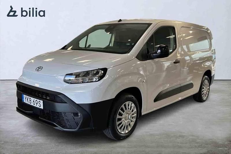 Vit Ny 2024 Toyota Proace City Van | 394 900 kr - Bild 1/1