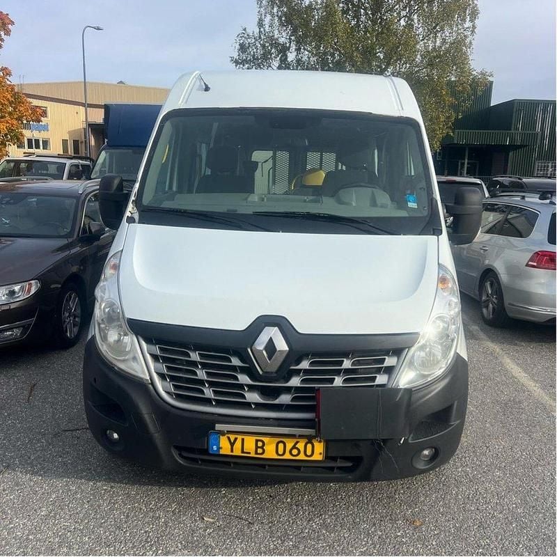 Vit Begagnad 2017 Renault Master Van | 110 000 kr - Bild 1/4