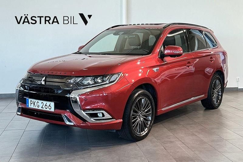 Röd Begagnad 2018 Mitsubishi Outlander P-HEV Edition SUV | 244 900 kr (Marknadspris) - Bild 1/4