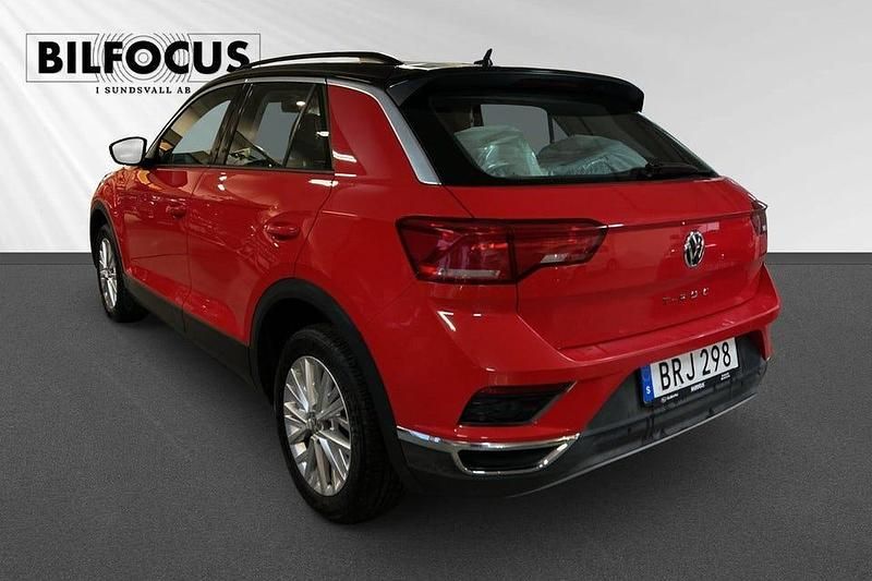 Begagnad VW T-Roc 116 HK (85 kW) 2018 Röd SUV
