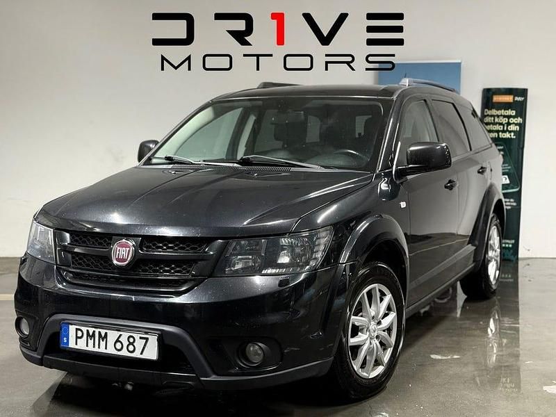 Svart Begagnad 2015 Fiat Freemont Sport SUV | 89 900 kr (Marknadspris) - Bild 1/4