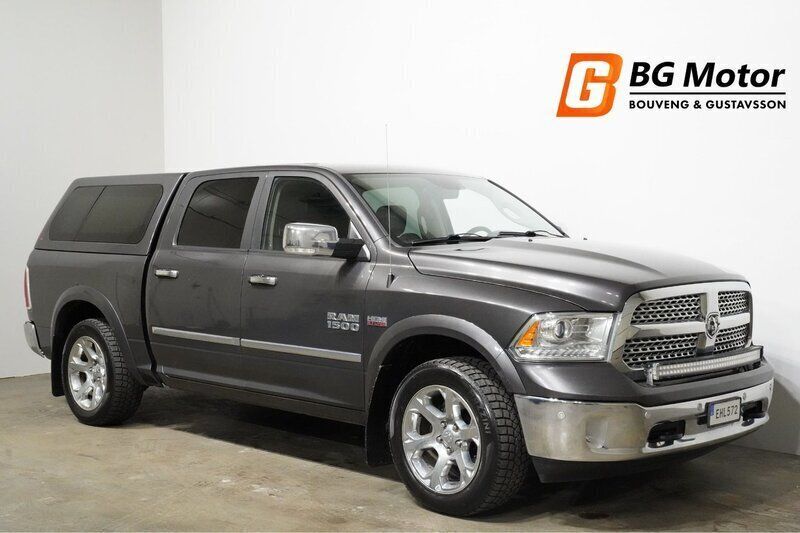 Grå Begagnad 2014 Dodge Ram Pickup | 249 700 kr (Bra pris) - Bild 1/4