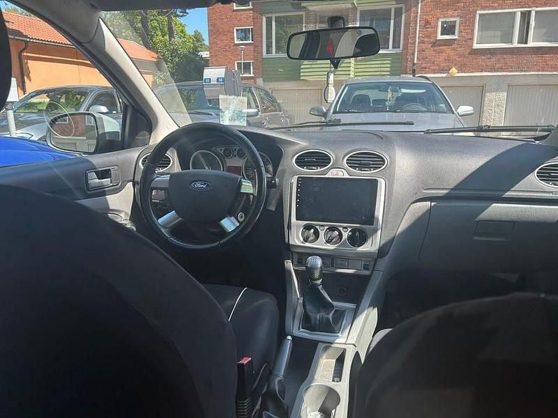 Begagnad 2010 Ford Focus Kombi | 28 000 kr (Marknadspris) - Bild 1/4