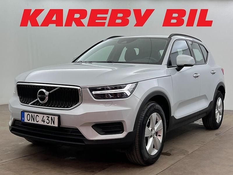 Silver metallic Begagnad 2021 Volvo XC40 SUV | 268 900 kr (Superpris) - Bild 1/3