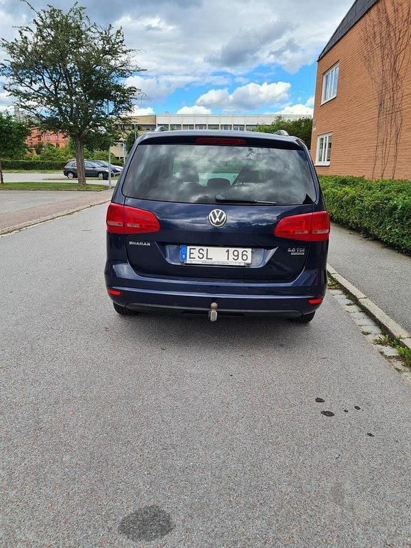 Blå Begagnad 2011 VW Sharan Minibuss | 72 500 kr (Superpris) - Bild 1/4