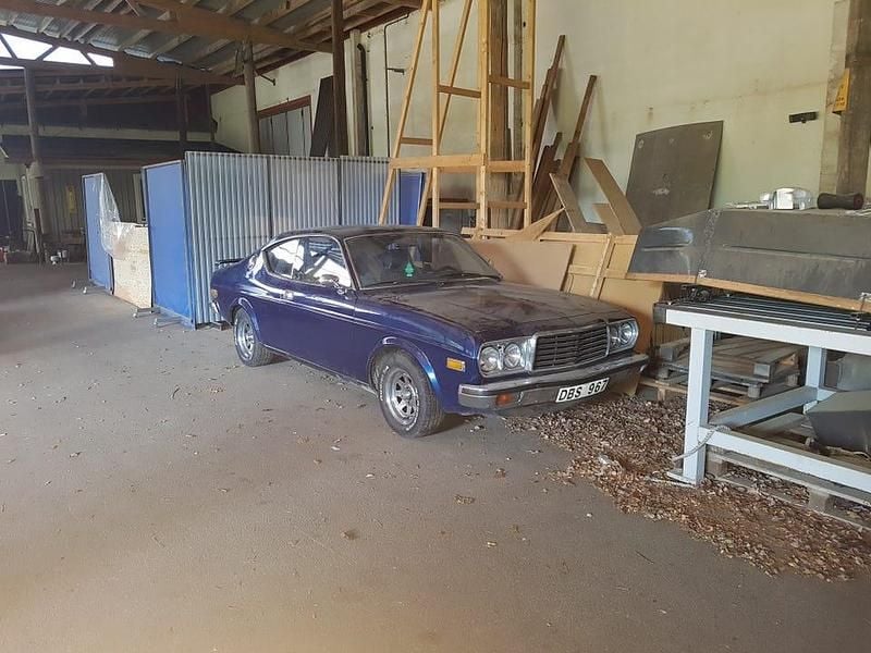 Begagnad Mazda 929 83 HK (61 kW) 1977 Sportkupé