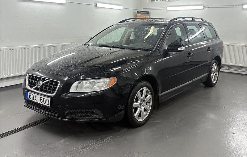Svart Begagnad 2008 Volvo V70 Kinetic Kombi | 29 900 kr (Dyr) - Bild 1/4