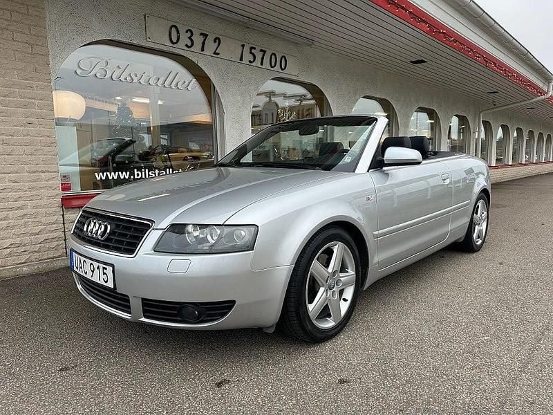 Begagnad Audi A4 Cabriolet 220 HK (161 kW) 2003 Silver Cab