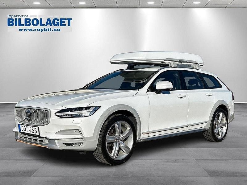 Vit Begagnad 2018 Volvo V90 CC Ocean Race Kombi | 329 800 kr (Lite dyr) - Bild 1/4