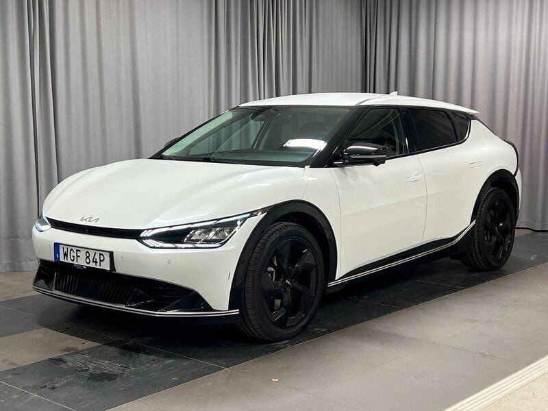Vit Begagnad 2023 Kia EV6 3 SUV | 399 900 kr (Superpris) - Bild 1/4