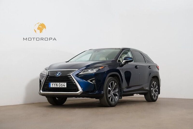 Mörkblå Begagnad 2017 Lexus RX450h Executive Line SUV | 389 000 kr (Marknadspris) - Bild 1/4