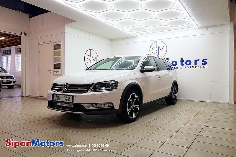 Begagnad VW Passat Alltrack 177 HK (130 kW) 2014 Vit Kombi
